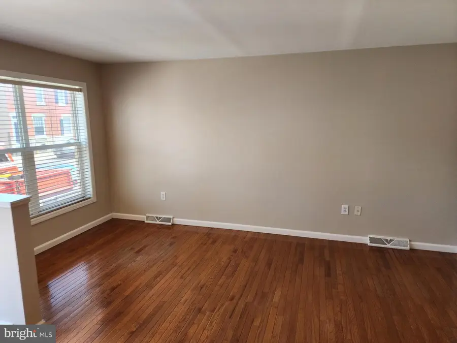 1120 E Susquehanna Ave #a, Philadelphia, PA 19125 - #3