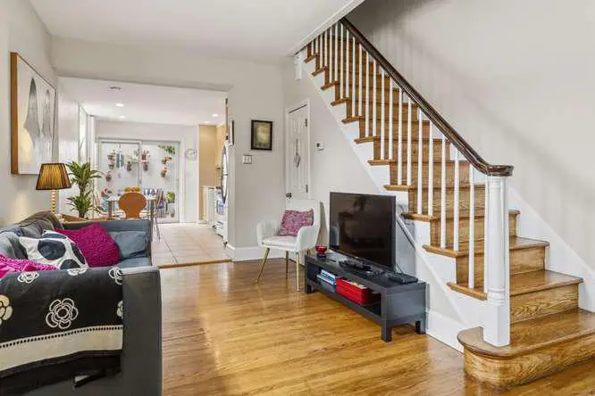 726 S 7th St, Philadelphia, PA 19147 - #2