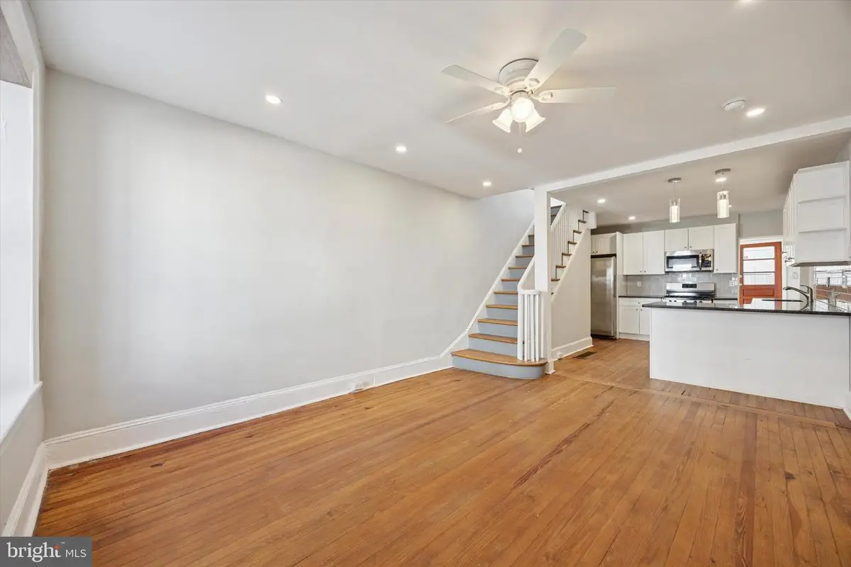 135 East St, Philadelphia, PA 19127 - #1