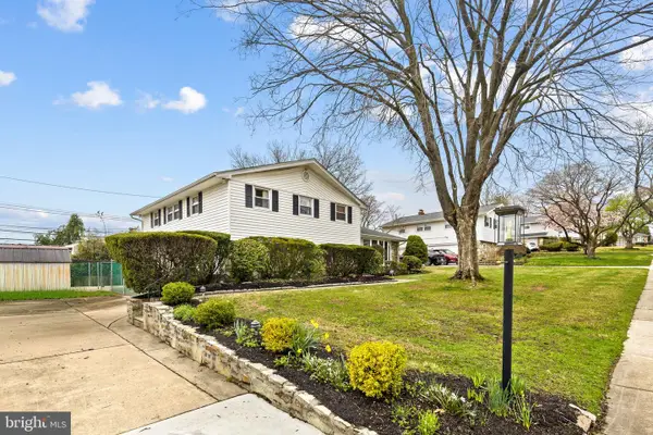 124 Delia Ln, PHILADELPHIA, PA 19115