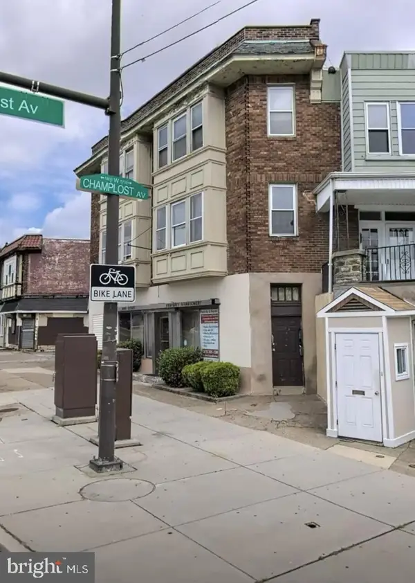 1739 W Champlost, PHILADELPHIA, PA 19141