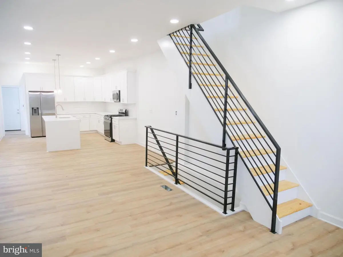 2555 N 33rd St, Philadelphia, PA 19132 - #1