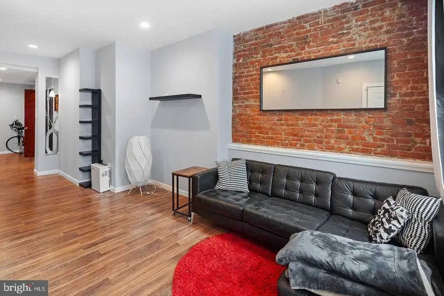 1003 S 13th St, Philadelphia, PA 19147 - #2