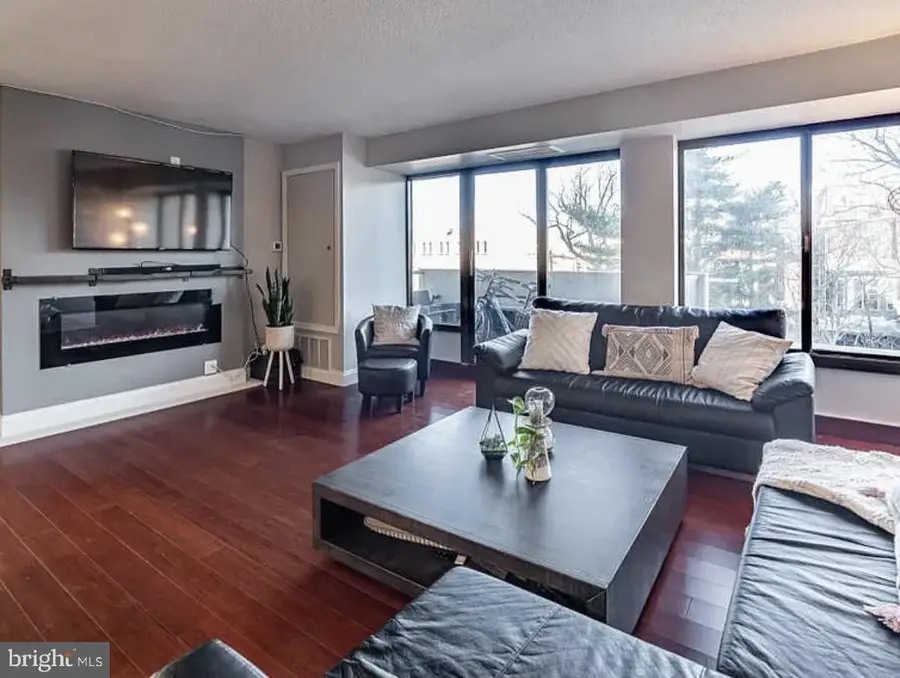 2001 Hamilton St #429, Philadelphia, PA 19130 - #2