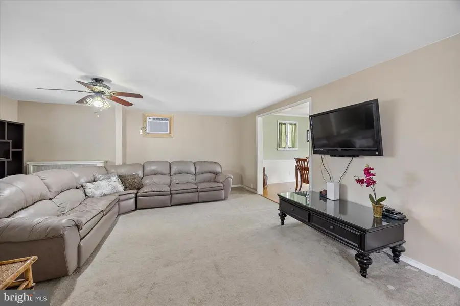 7611 Central Ave, Philadelphia, PA 19111 - #2