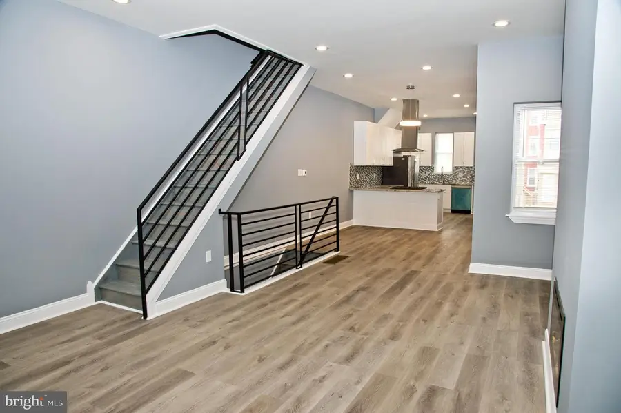 3137 Clifford St, Philadelphia, PA 19121 - #2