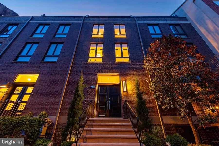 254 S 3rd St, Philadelphia, PA 19106 - #2