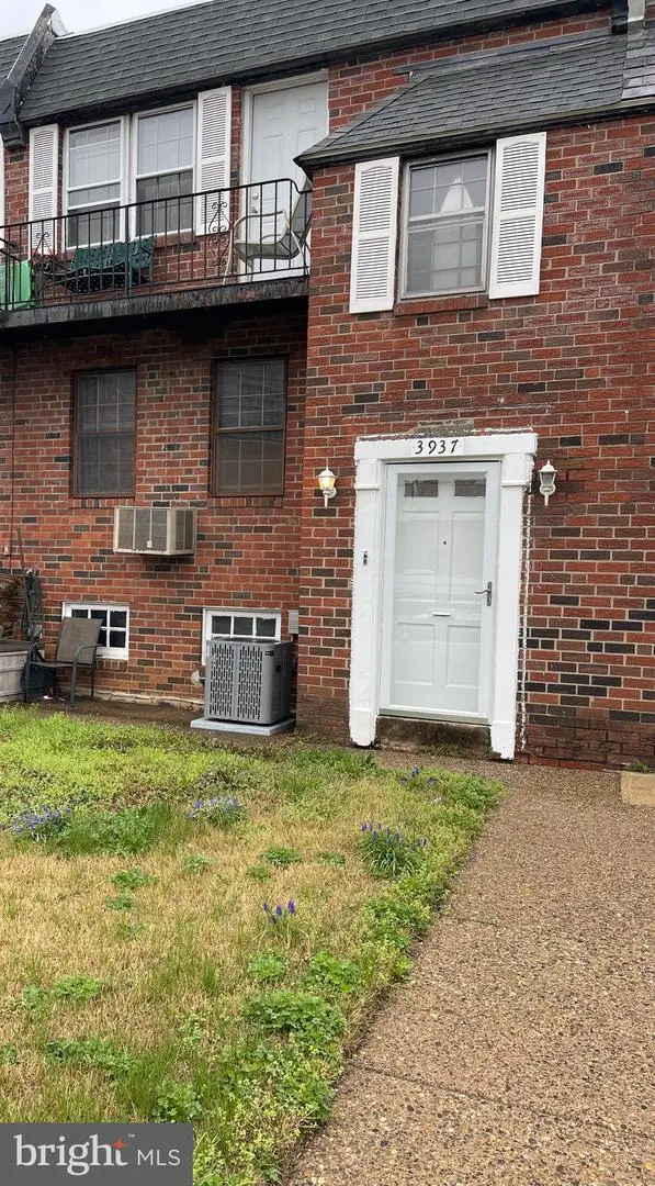 3937 Ellington Rd, Philadelphia, PA 19131 - #2