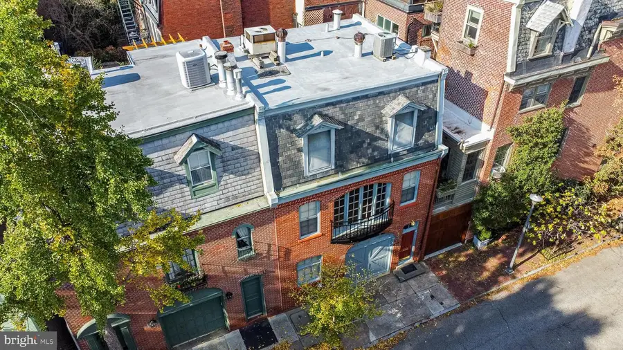 406 S Van Pelt St, Philadelphia, PA 19146 - #2