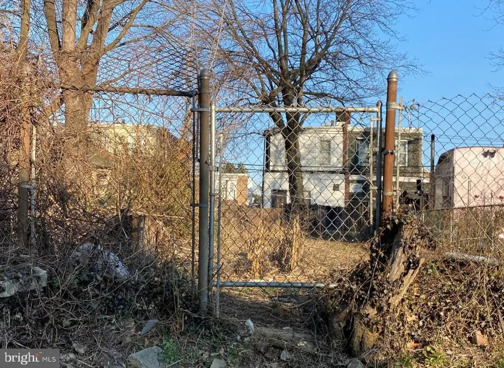 5829 N 13th St, Philadelphia, PA 19141 - #1