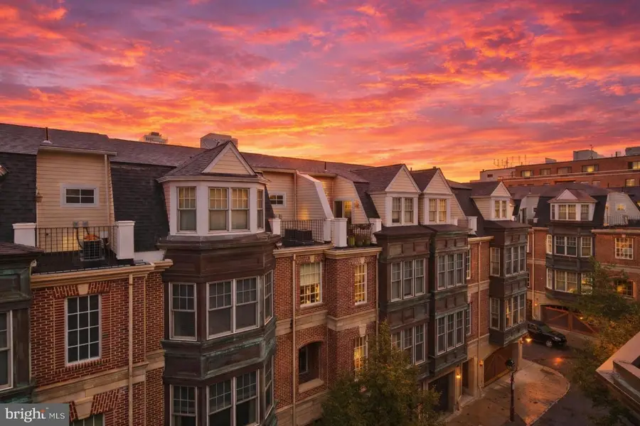 220 Gaskill St, Philadelphia, PA 19147 - #3