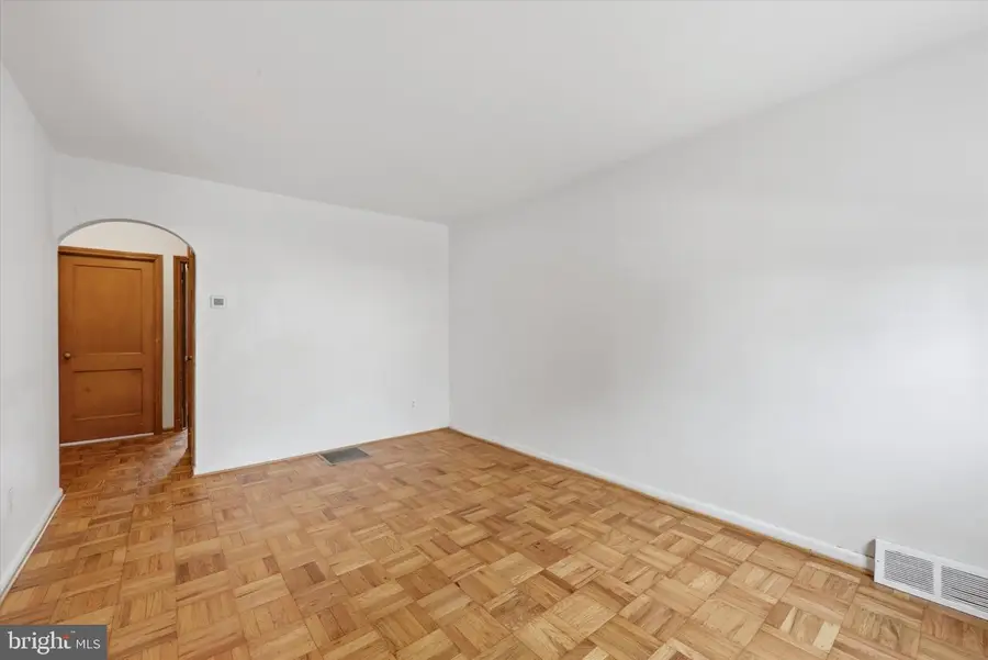 1813 S Etting St, Philadelphia, PA 19145 - #3