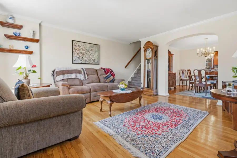 526 Fountain St, Philadelphia, PA 19128 - #3