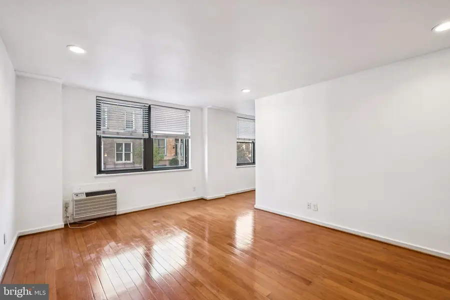 2601 Pennsylvania Ave #113, Philadelphia, PA 19130 - #2