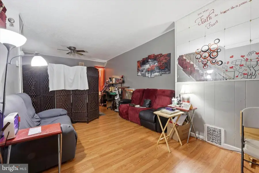 1527 N Dover St, Philadelphia, PA 19121 - #3