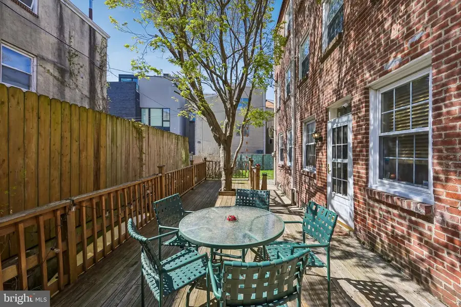 335-337r Poplar St, Philadelphia, PA 19123 - #3