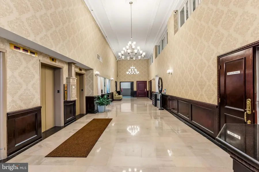 1324 Locust St #214, Philadelphia, PA 19107 - #3