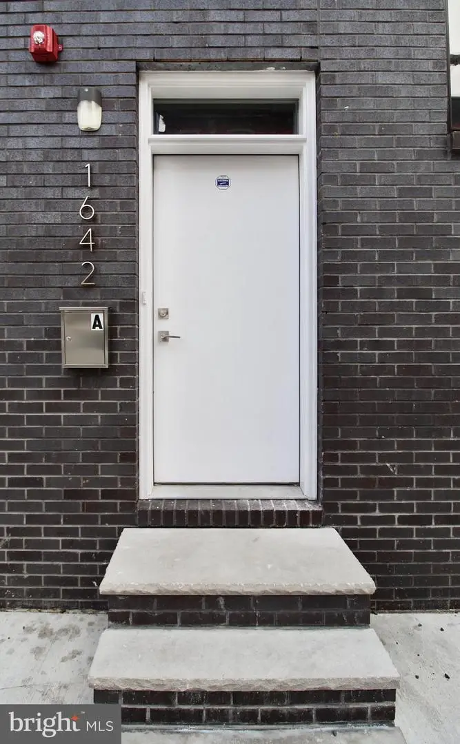 1642 Cambridge St, Philadelphia, PA 19130 - #3