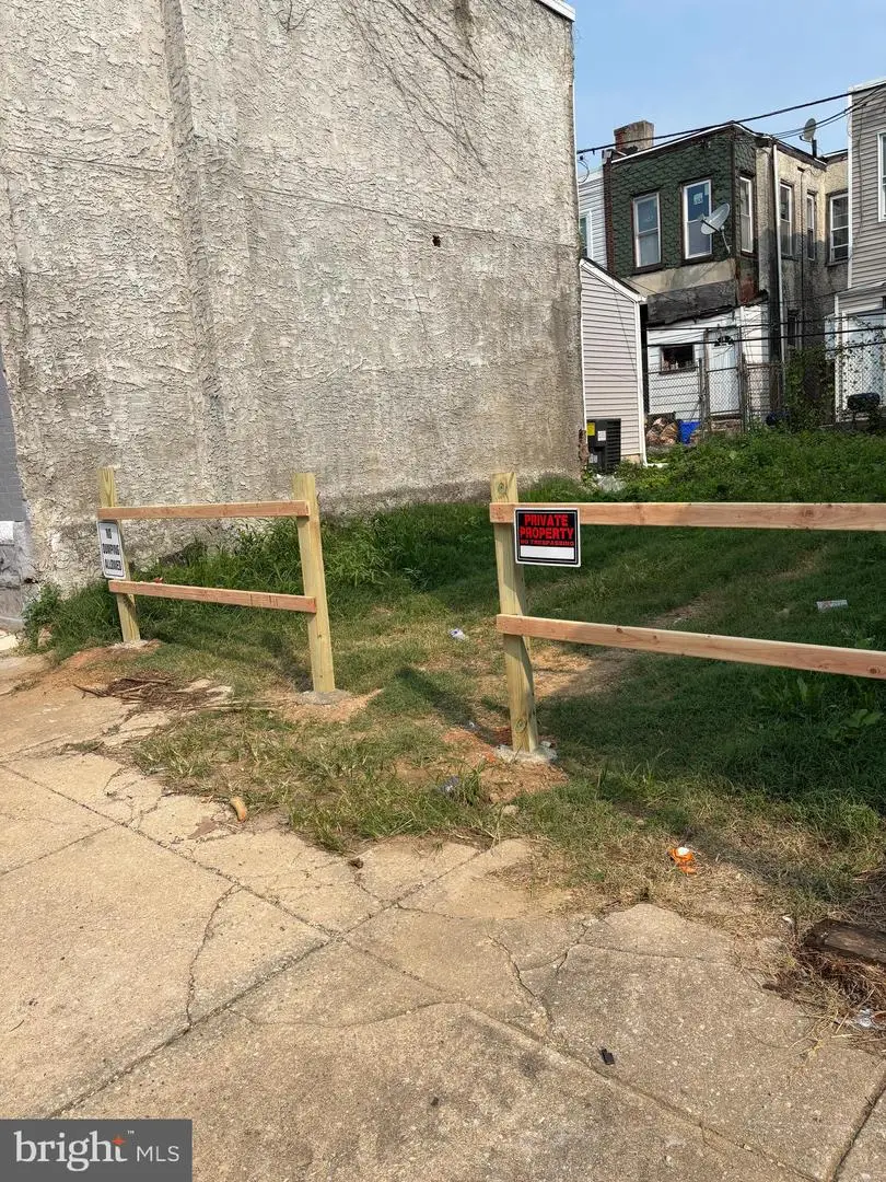 3333 W Firth St, Philadelphia, PA 19132 - #1