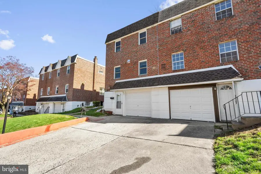 10755 Jeanes St, Philadelphia, PA 19116 - #2