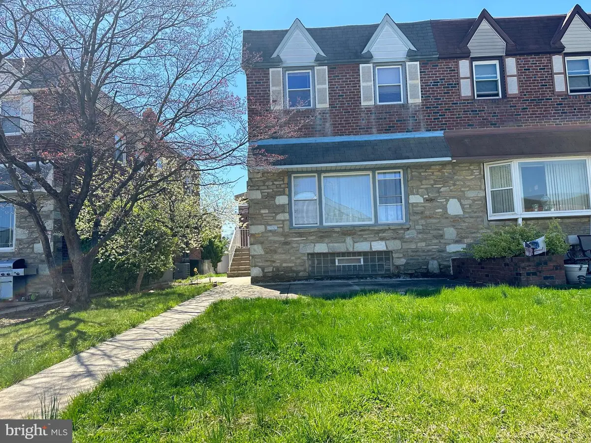 9009 Revere St, Philadelphia, PA 19152 - #1