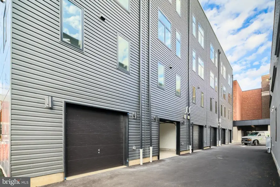 2827 Edgemont St, Philadelphia, PA 19134 - #3