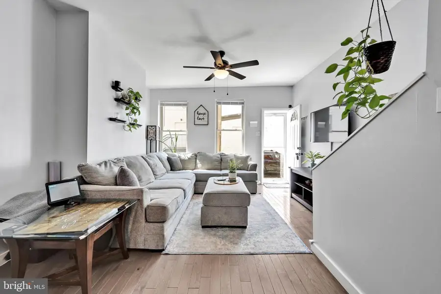 2620 Collins St, Philadelphia, PA 19125 - #3