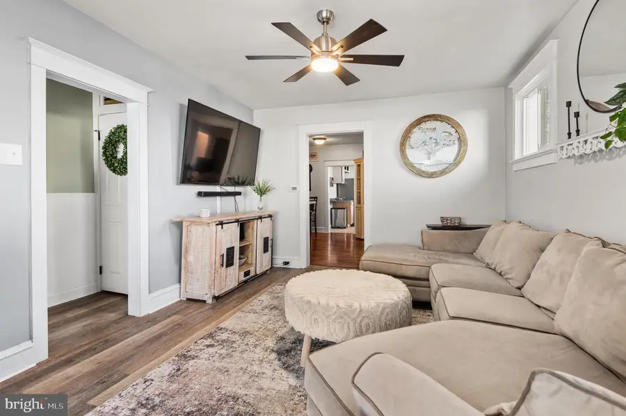 8015 Walker St, Philadelphia, PA 19136 - #3