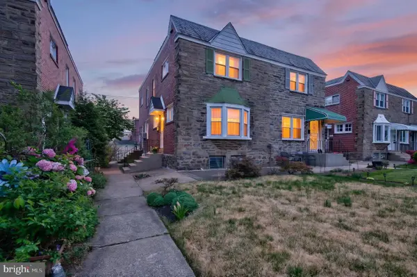 2006 Vista St, PHILADELPHIA, PA 19152