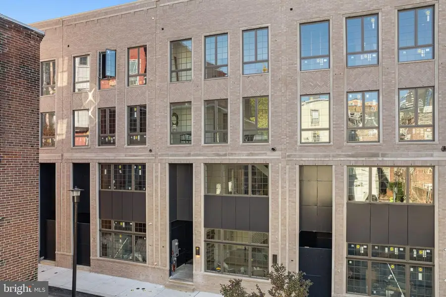 1102 Cypress St, Philadelphia, PA 19107 - #3