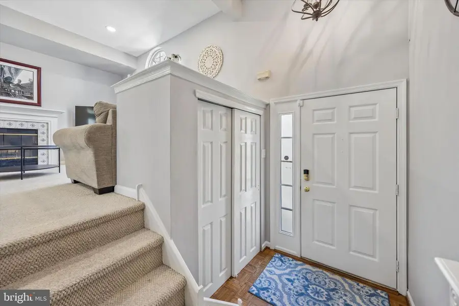 305 Sage Ln, Philadelphia, PA 19128 - #2