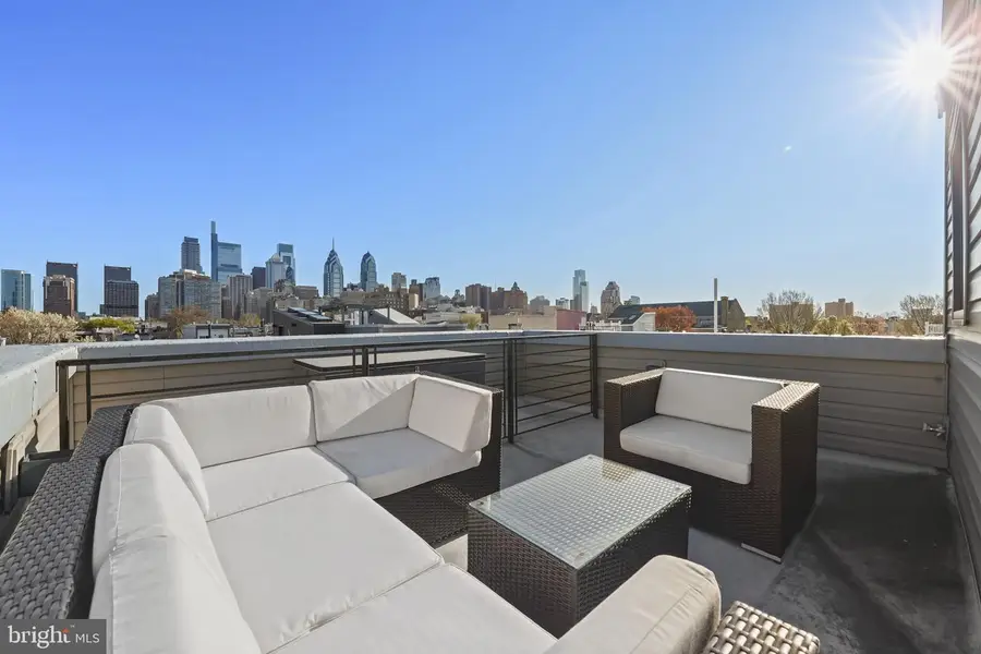 2006 Saint Albans St, Philadelphia, PA 19146 - #3