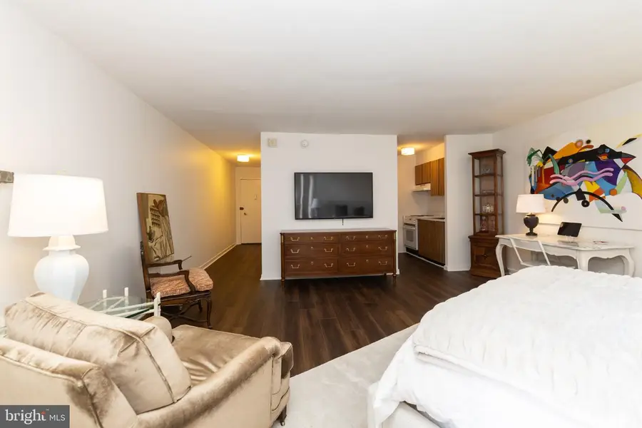 224-30 W Rittenhouse Sq #1704, Philadelphia, PA 19103 - #3