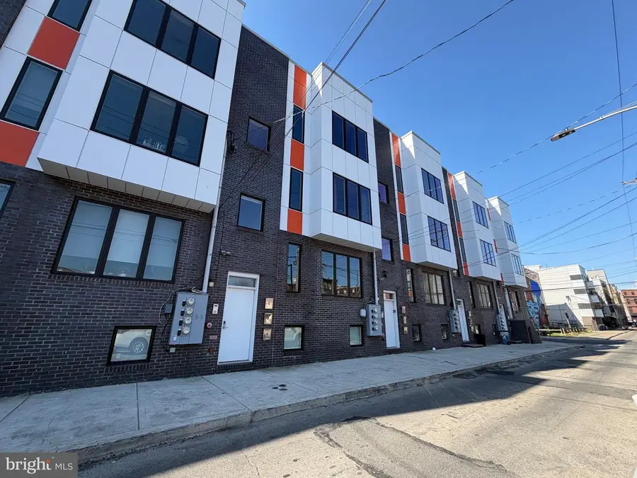 1636 Cambridge St, Philadelphia, PA 19130 - #2