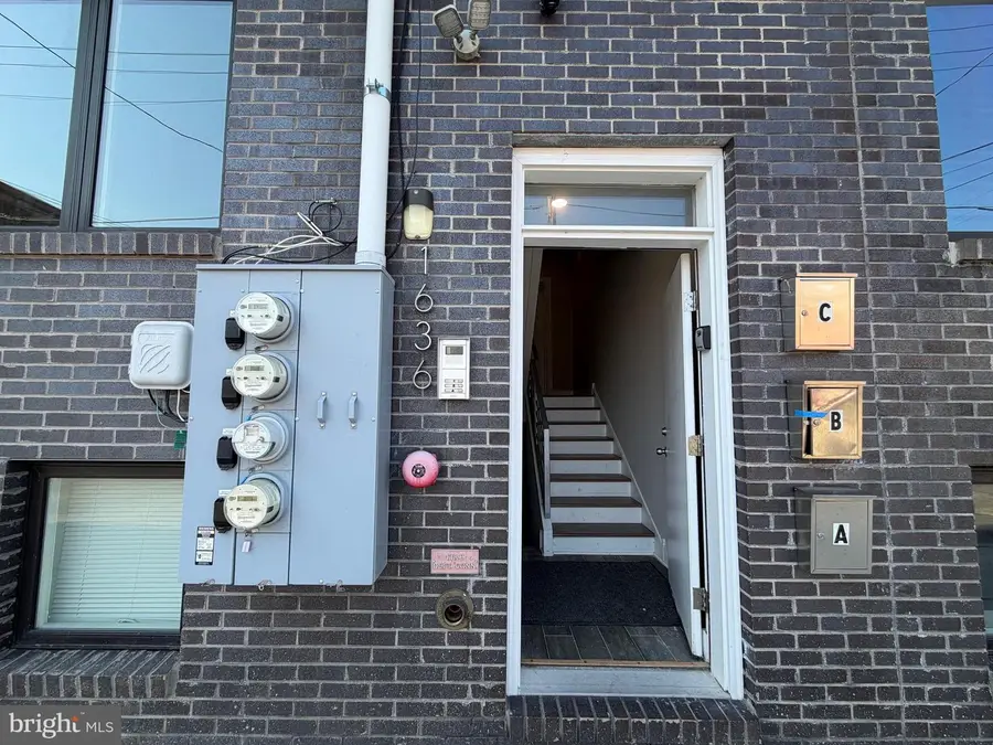 1636 Cambridge St, Philadelphia, PA 19130 - #3