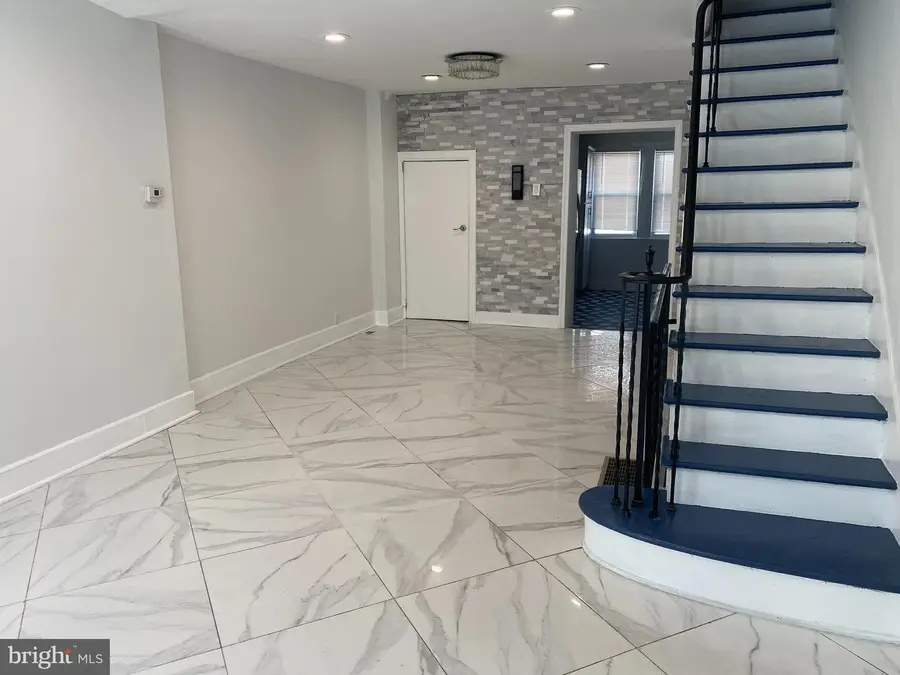 355 Tree St, Philadelphia, PA 19148 - #2