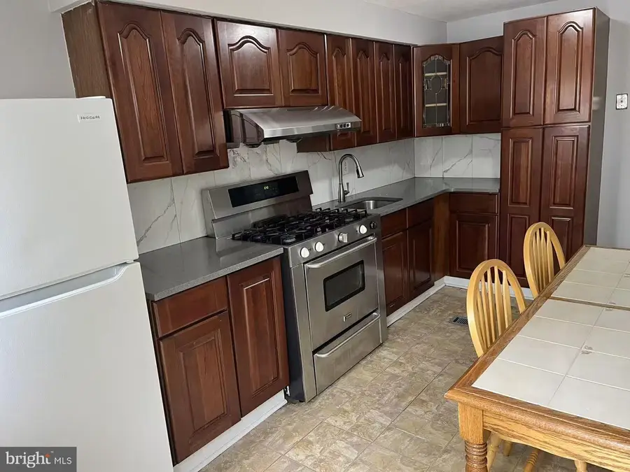 5740 Harbison Ave, Philadelphia, PA 19135 - #2