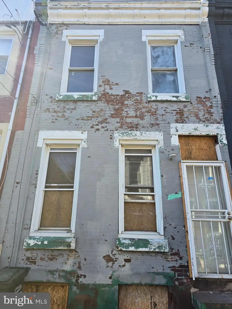 1230 W Sergeant St, Philadelphia, PA 19133 - #1