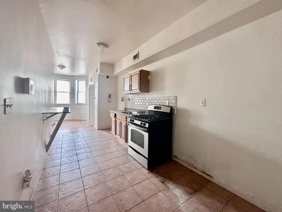 4513 N 19th St, Philadelphia, PA 19140 - #2