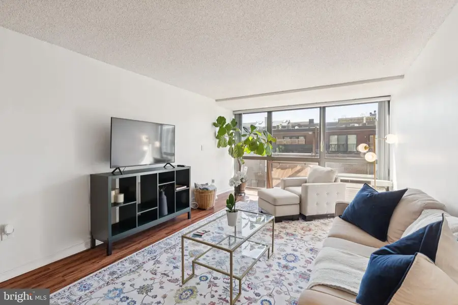 241 S 6th St #311a, Philadelphia, PA 19106 - #3