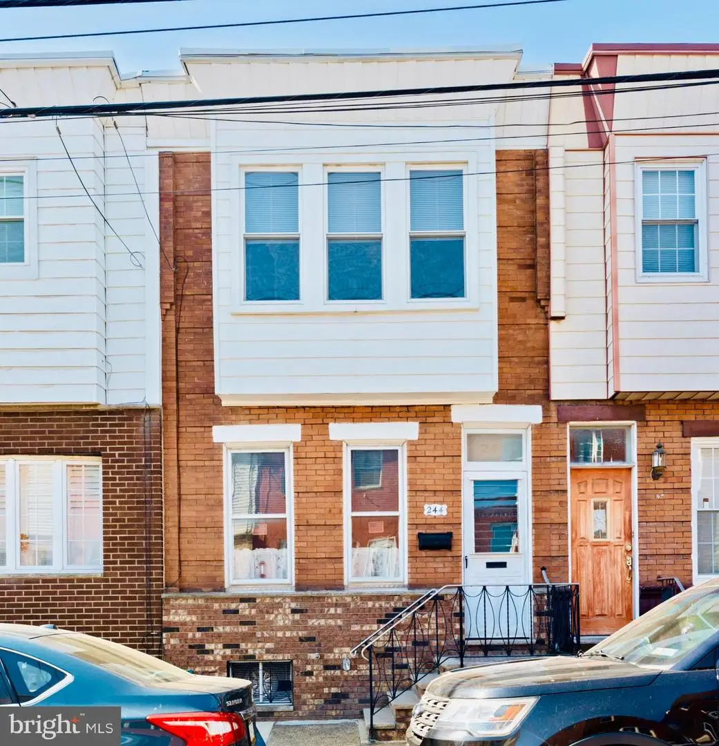 244 Mifflin St, Philadelphia, PA 19148 - #1