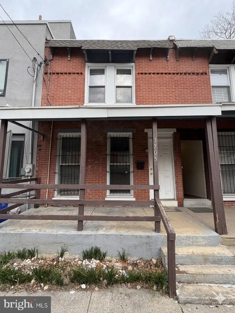 3205 Pearl St, Philadelphia, PA 19104 - #1