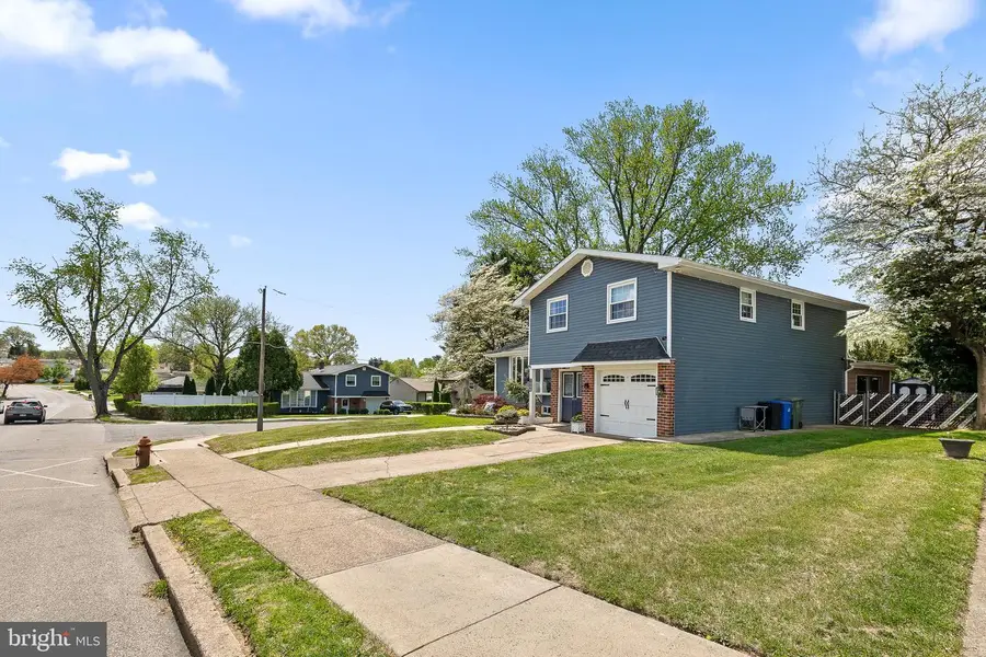 1044 Bloomfield Ave, Philadelphia, PA 19115 - #3