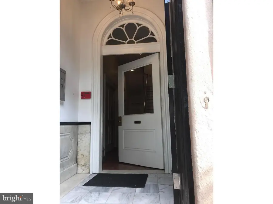 2119 Pine St #2, Philadelphia, PA 19103 - #3