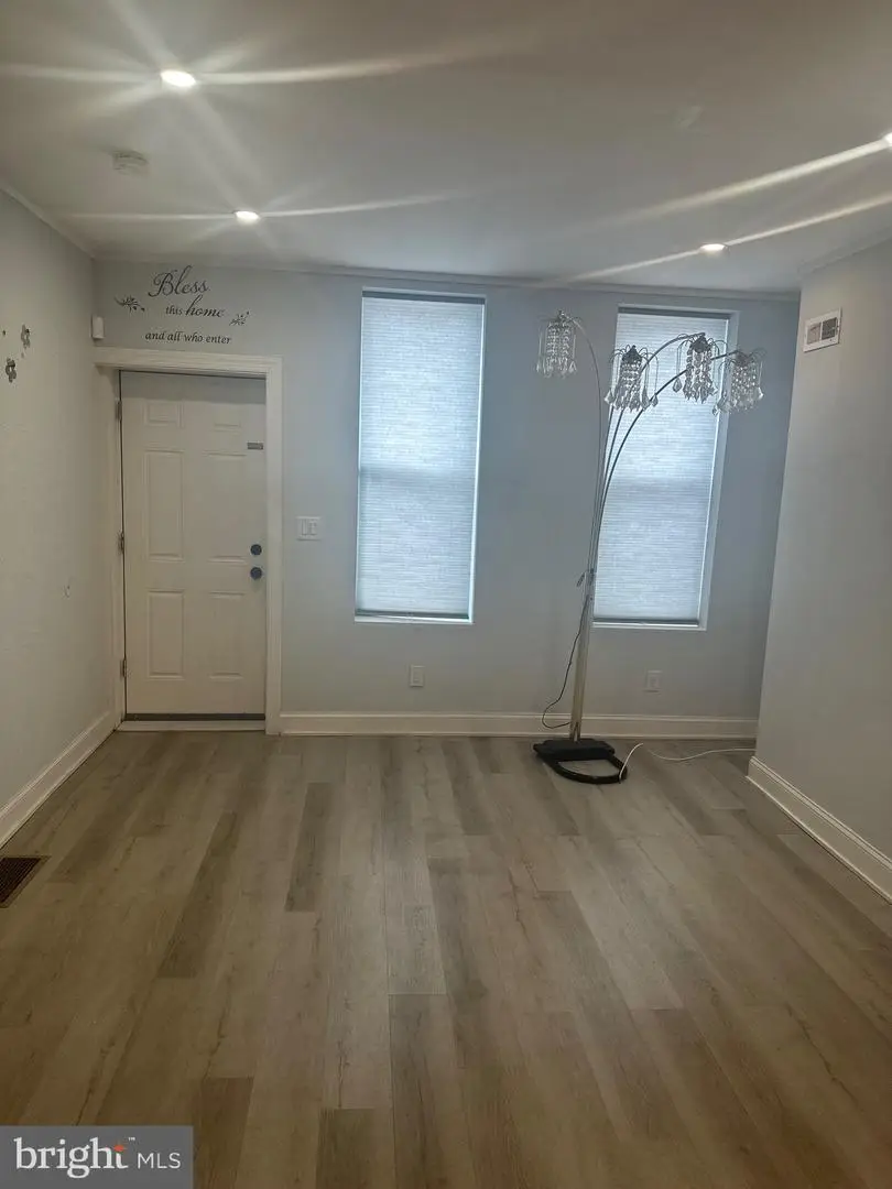 814 W Birch St, Philadelphia, PA 19133 - #2