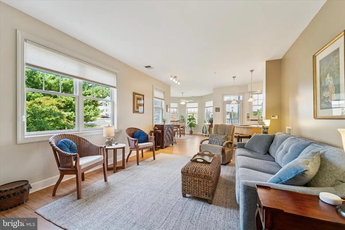 300 Tyler Ct #429, Philadelphia, PA 19111 - #1