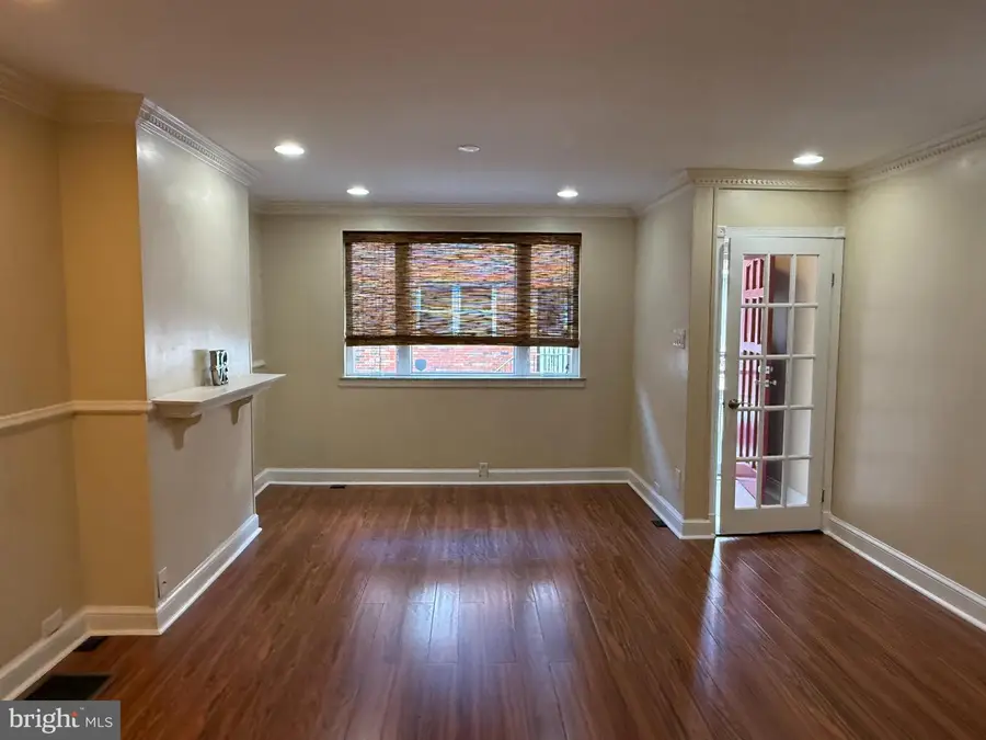 2527 S Hicks St, Philadelphia, PA 19145 - #3