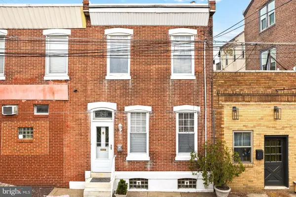 2438 Cedar St, PHILADELPHIA, PA 19125