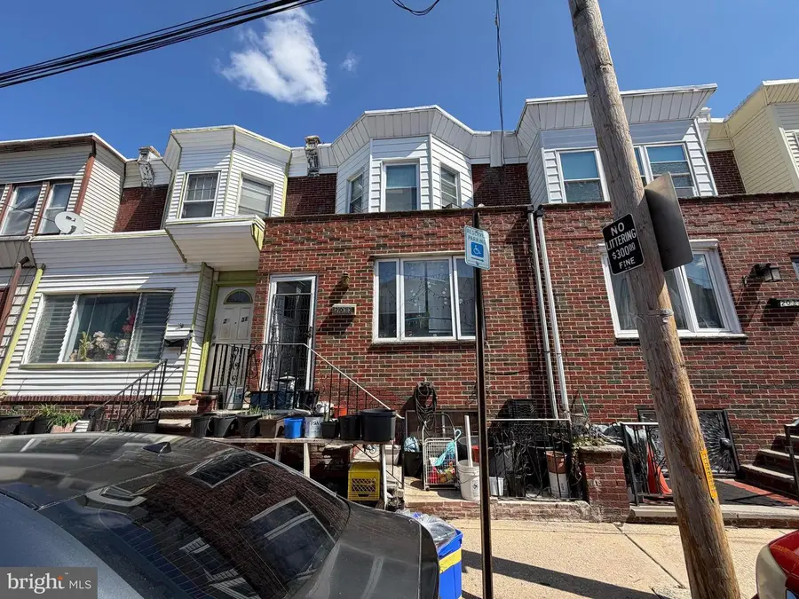 2033 S Bonsall St, Philadelphia, PA 19145 - #2