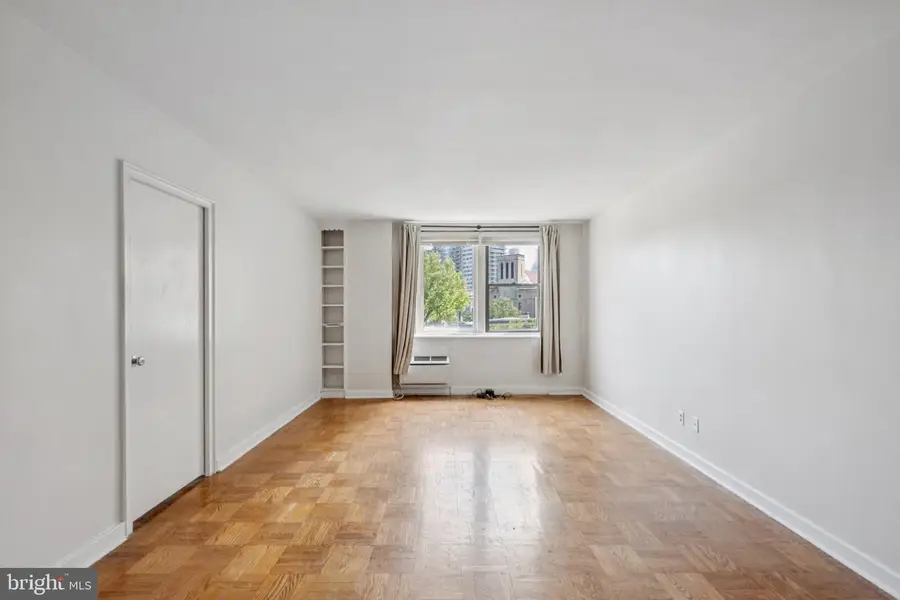 2601 Pennsylvania Ave #431, Philadelphia, PA 19130 - #3